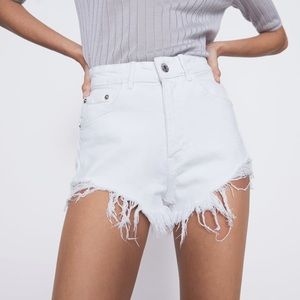Zara HI RISE DENIM SHORTS White size 4 (27)